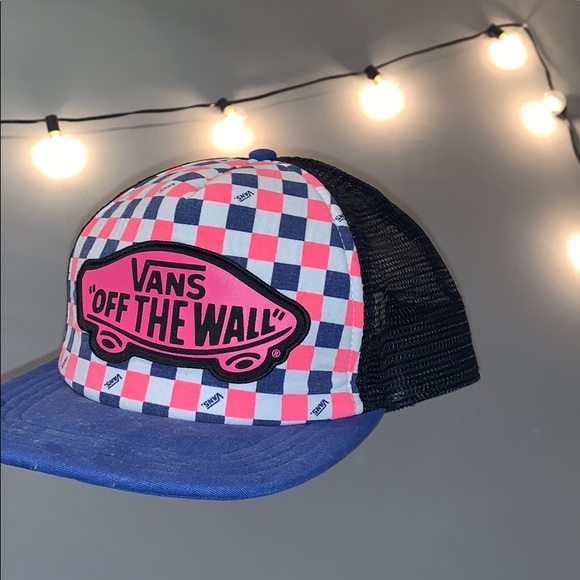 Vans Other - Vintage Vans “OFF THE WALL” trucker style hat.